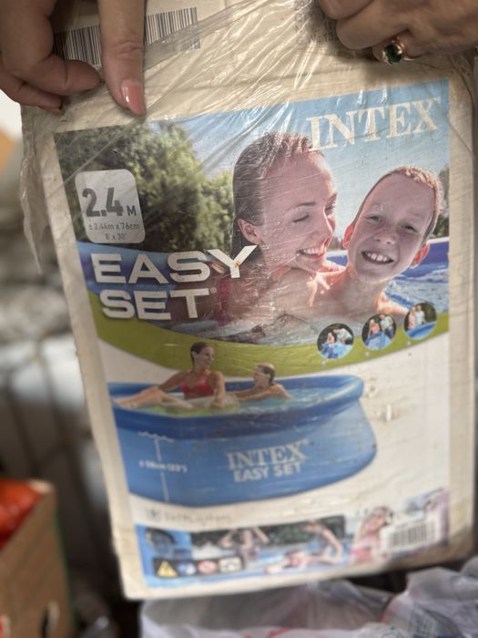 Продам бассеин в отличном состоянии