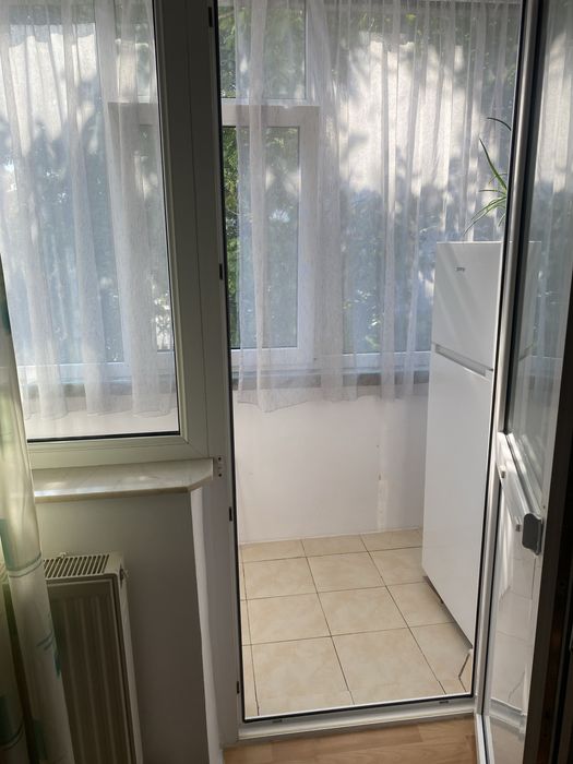 Inchiriez garsoniera