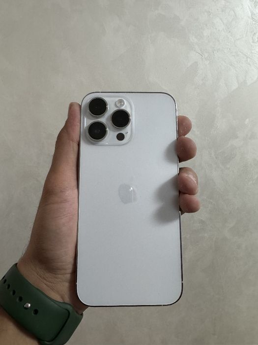 Iphone 14 pro max 
LLA E-SIM
RANGI oq holati ideal 10/10
Yomkost 80%
P