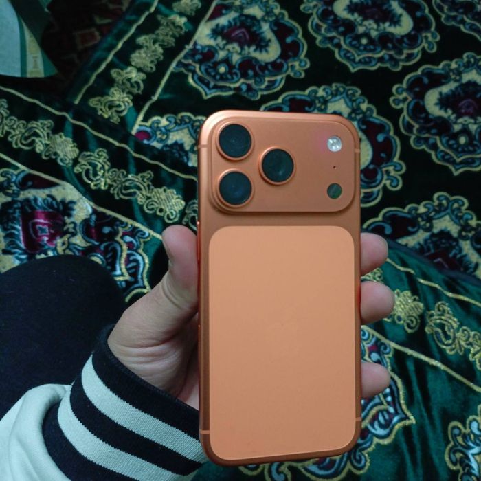 Srochna !!! Iphone 17 Pro sotiladi