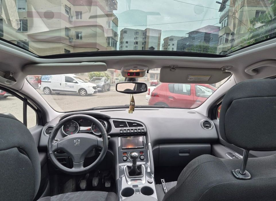 Peugeot 3008 1.6 HDi 112 Cp 2011 Euro 5

Masina este impecabila din to