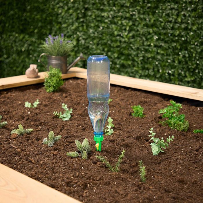 Set de 4 Picuratoare pentru udarea plantelor ventil reglabil 3-15 zile