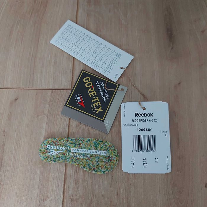 Нови оригинални маратонки REEBOK