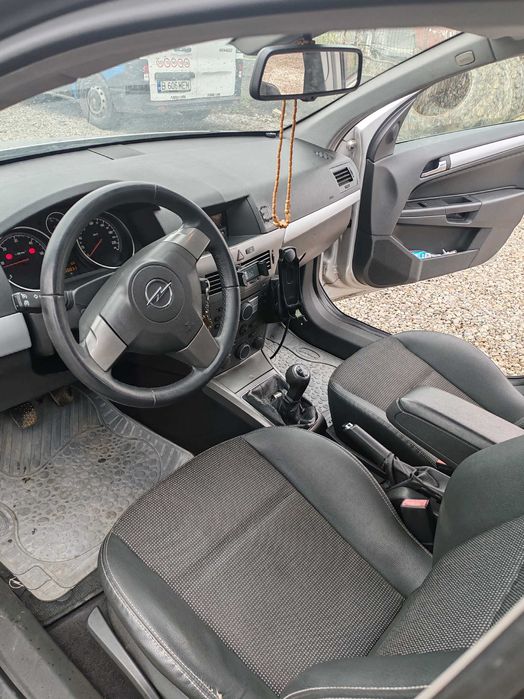 Opel Astra h 1.9 tdi