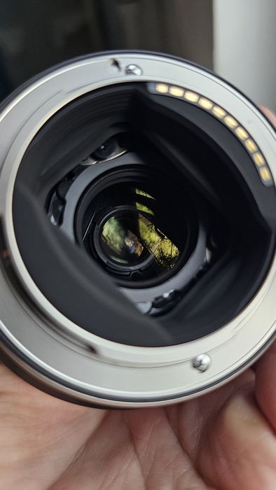 Объектив Tamron 70-300mm f/4.5-6.3 Di III RXD для Sony E