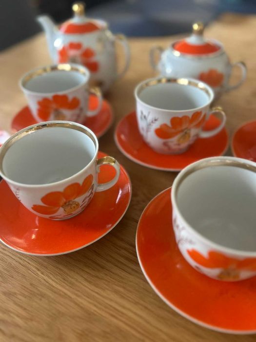 Старинен руски сервиз за чай (200 мл.), закупен около 1980г.