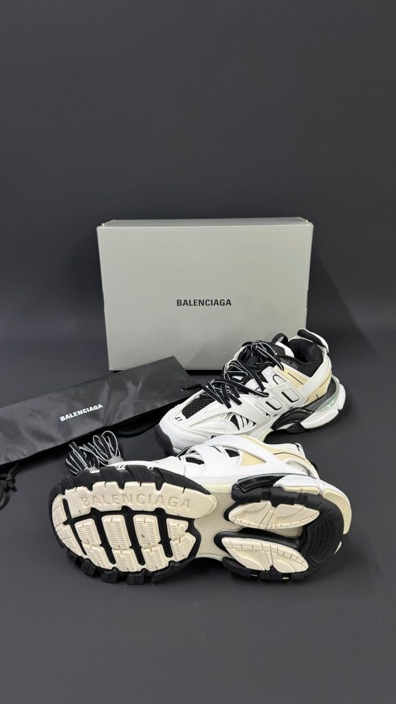 Мъжки сникърси си Balenciaga truck