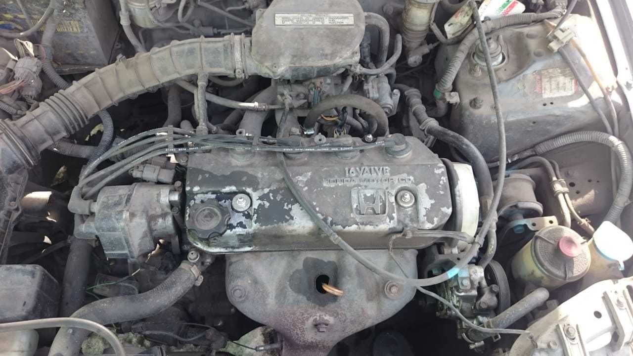 двигатель Honda  D15B2