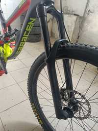 Furca Rockshox yari 27.5(29) 180 mm boost