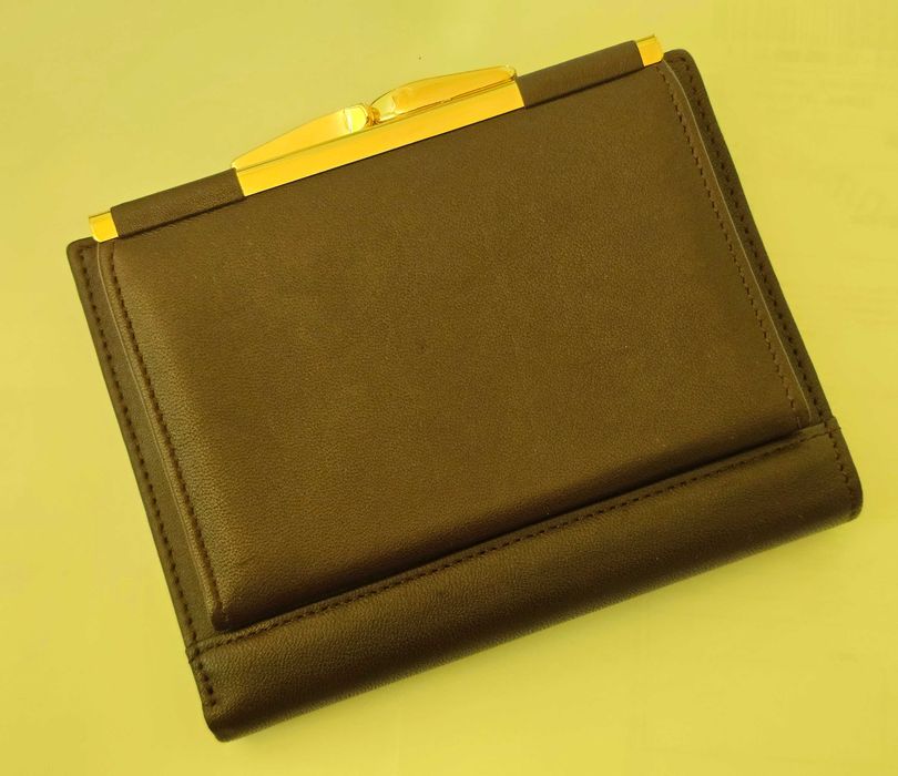 Etienne Aigner оригинален дамски портфейл