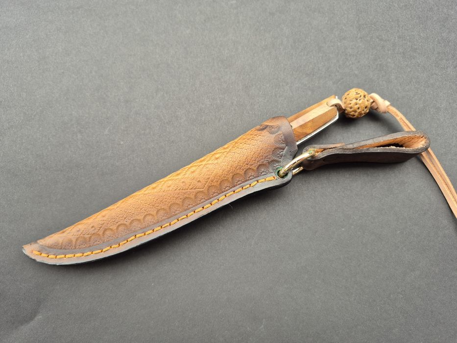 Компактен ловен нож,фултанг дамаска стомана с кожена кания, LN426