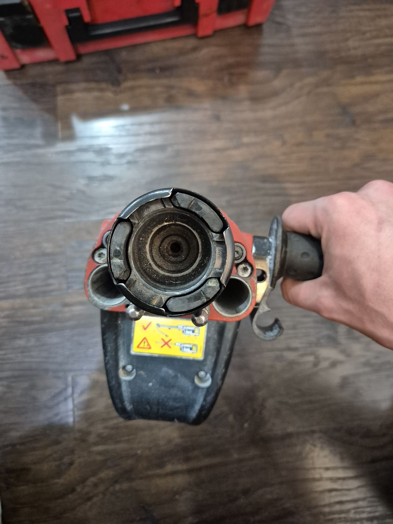 Mașină pentru carotat Hilti DDEC-1