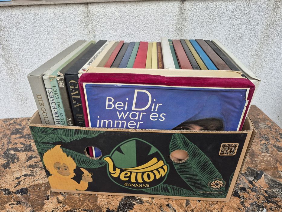 Vand lot 100lp discuri vinil cu muzică clasică mixta Artiști celebrii