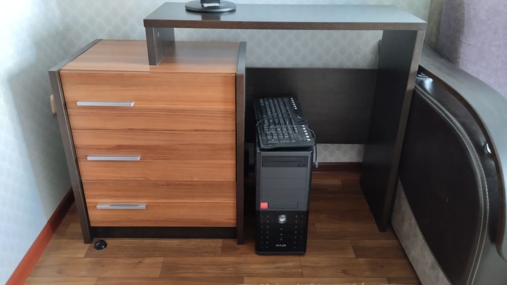 Продам комод производства Россия