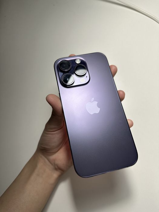 Продам Iphone 14 pro
