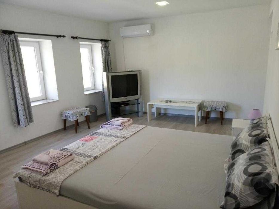 Вила САМО за Коледа, Крушунски водопади