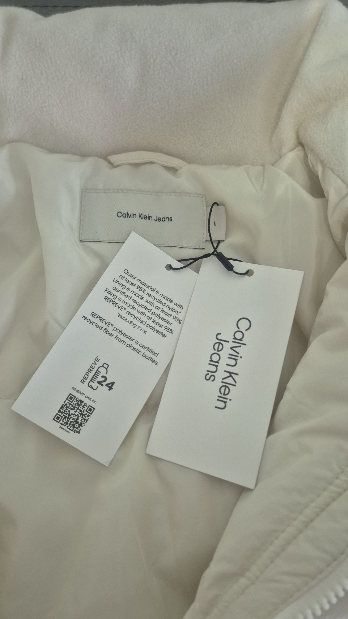 Бяло мъжко яке Calvin Klein