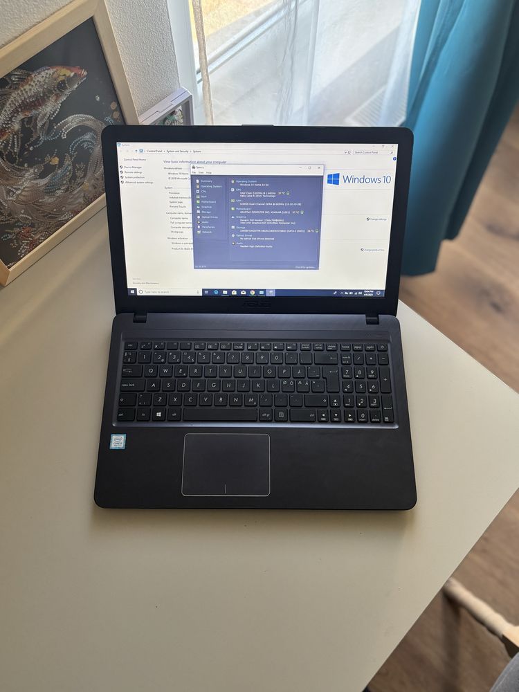 Asus 15.. Procesor i5-8th Gen. SSD 256 gb. 8gb ram ddr4