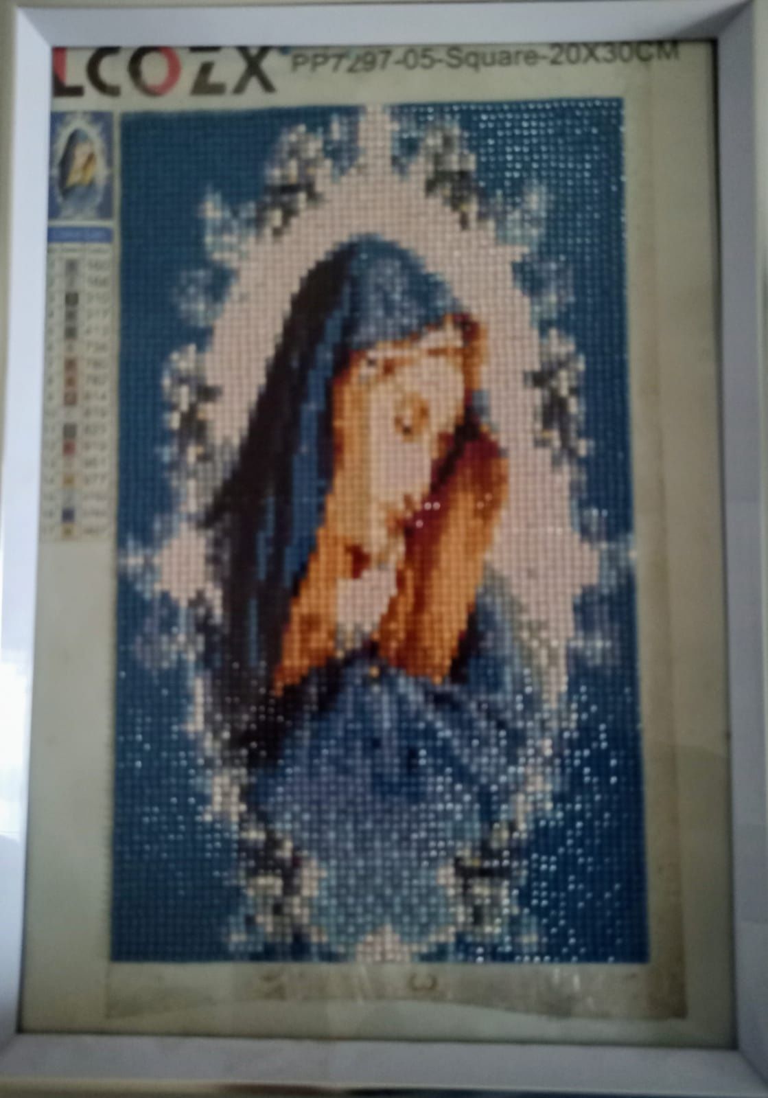 Goblen cu diamante Fecioara Maria. Dimensiuni 20×30.