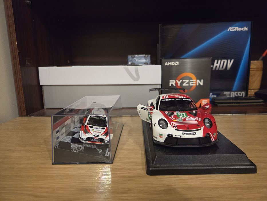 Bburago Porsche RSR и Toyota Yaris Rally car