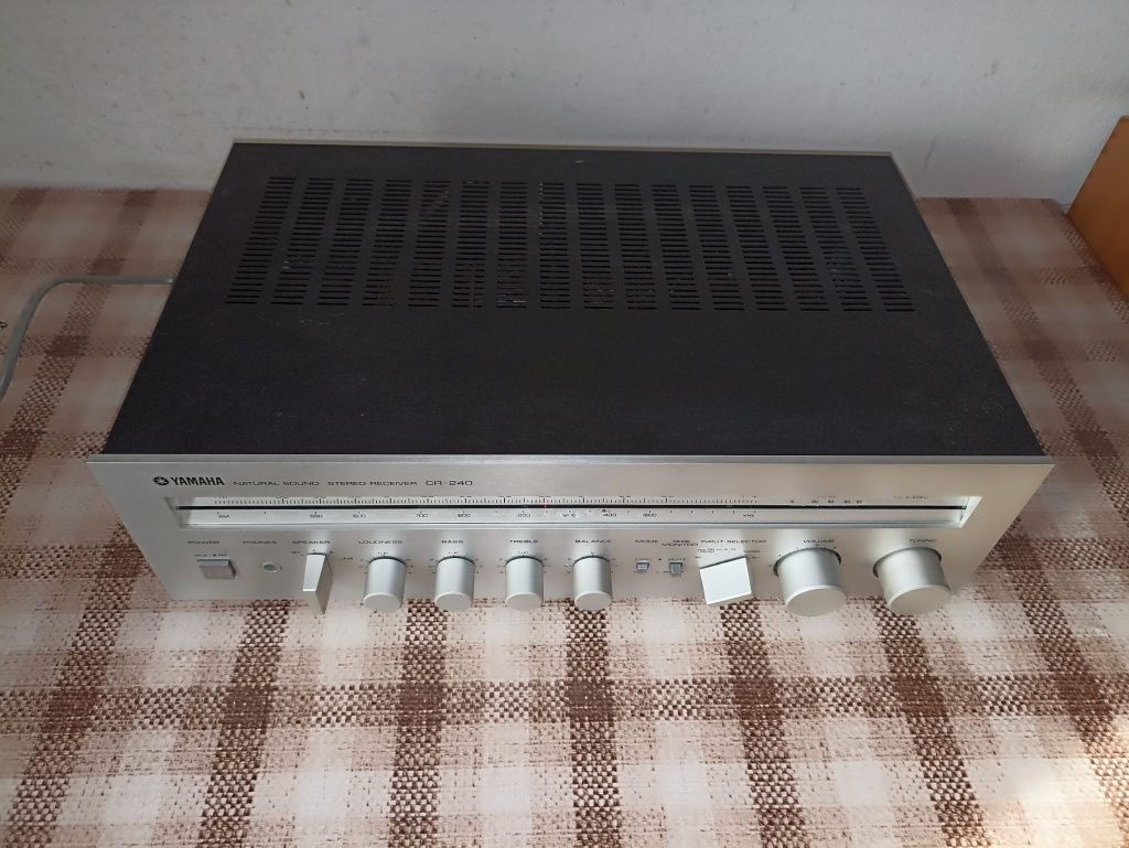 Amplificator statie Yamaha Cr 240