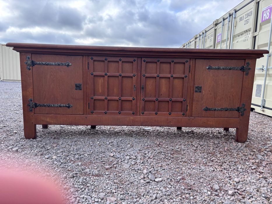 Масивен дървен комплект в античен стил