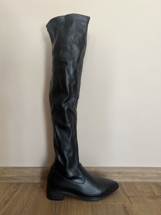 Нови Дамски Ботуши 37 размер