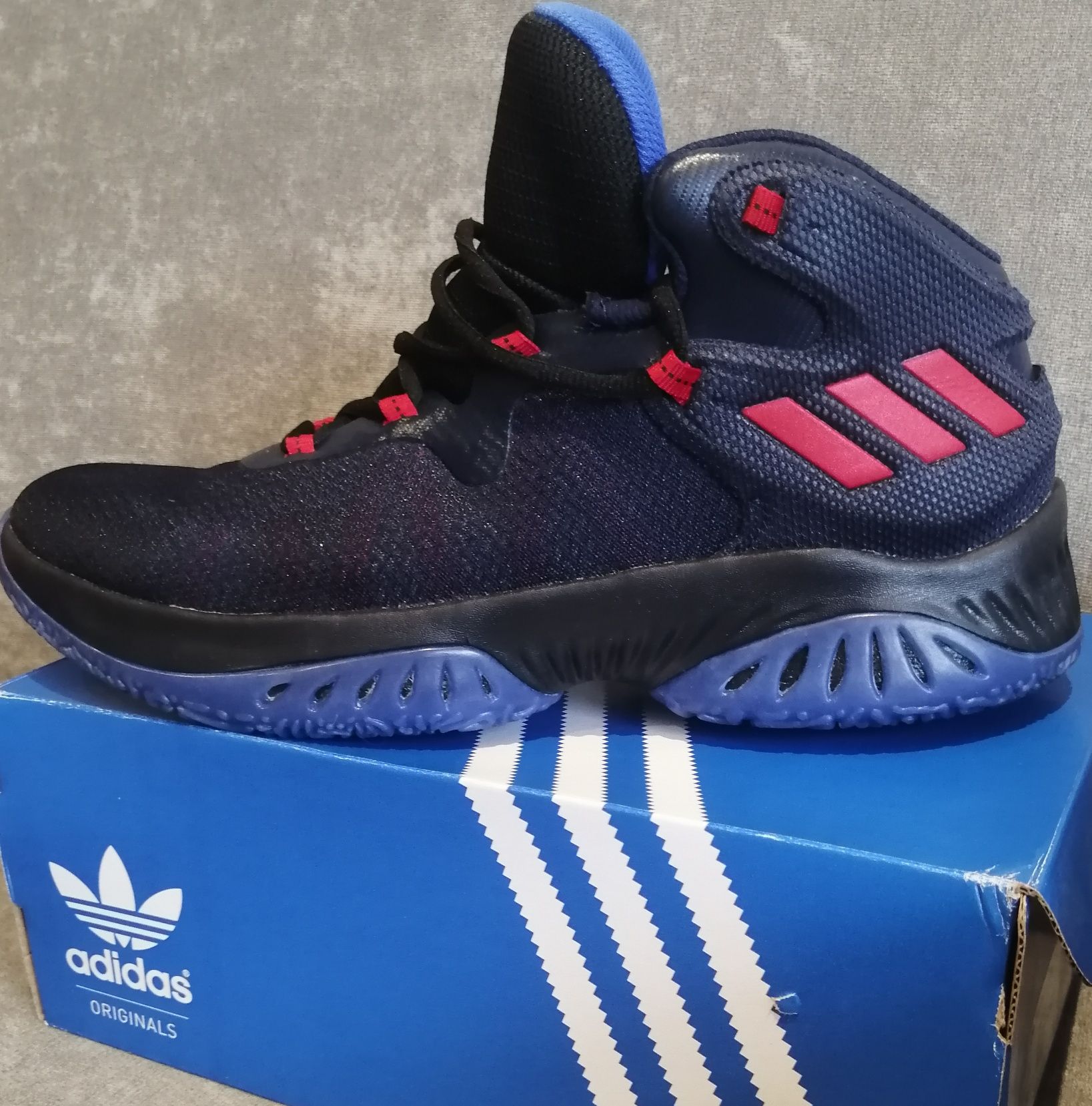 Adidas Explosive Bounce