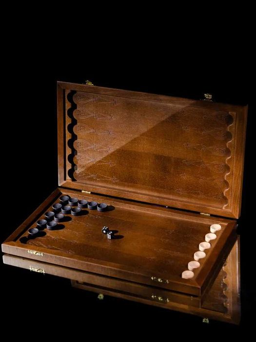 Нарды резные "Восточные" из массива бука (Россия)