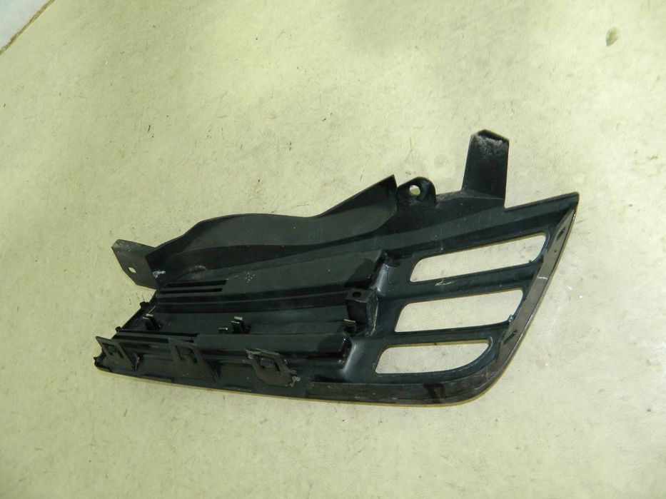 Grila radiator partea dreapta, Nissan Micra, 2003, 2004, 2005, 2006,, 62320-AX600