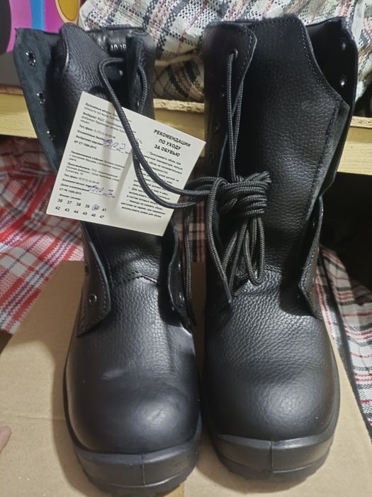 Продам берцы зимние