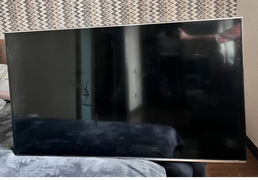 Телевизор HISENSE