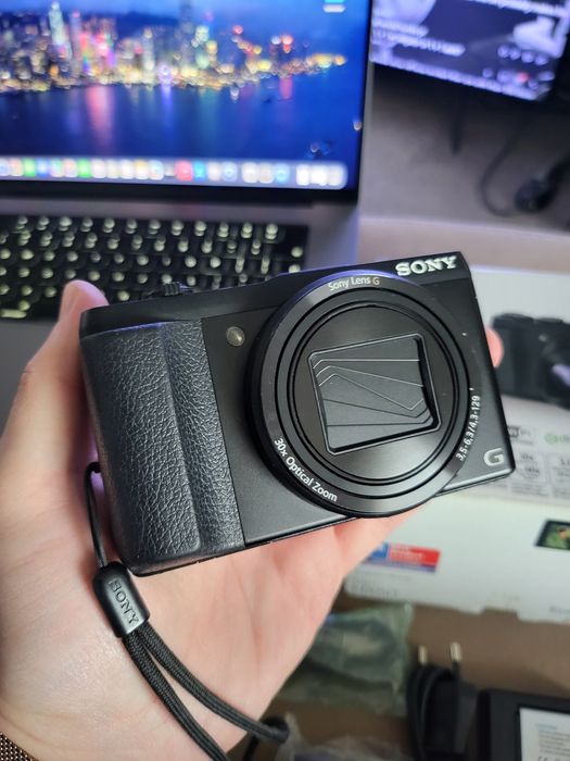 Sony HX50 20 мегапиксела/WiFi/30 зуум