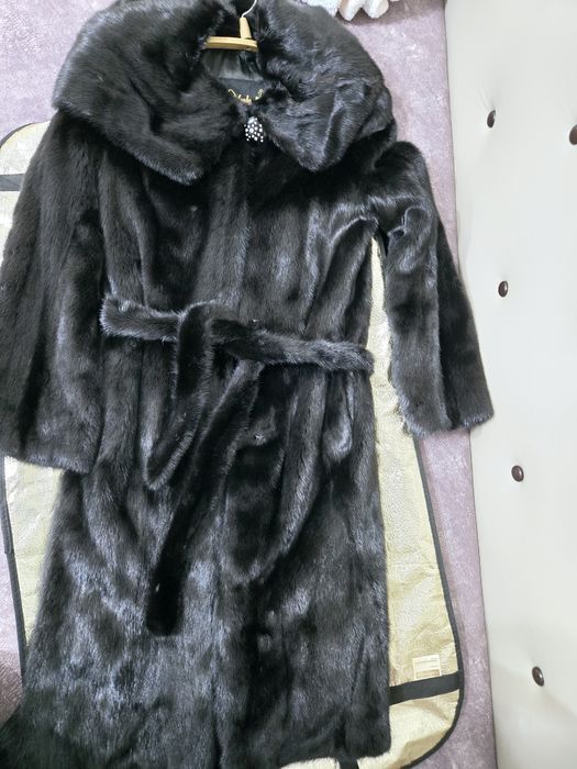 Верхняя женская одежда шуба