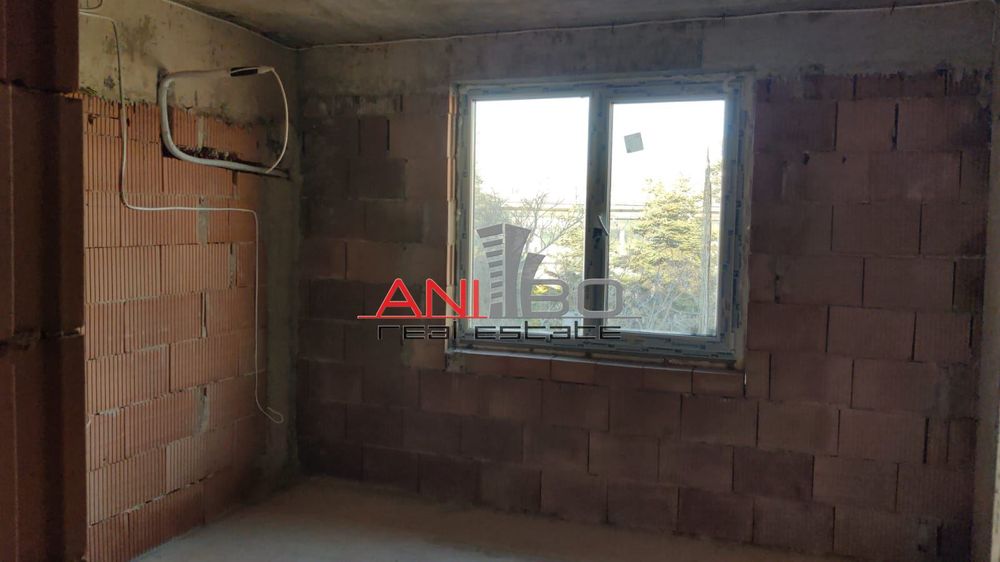 Продава се Тристаен апартамент в Варна, Левски - 96 кв.м за 2466 €/кв.м - Снимка #9