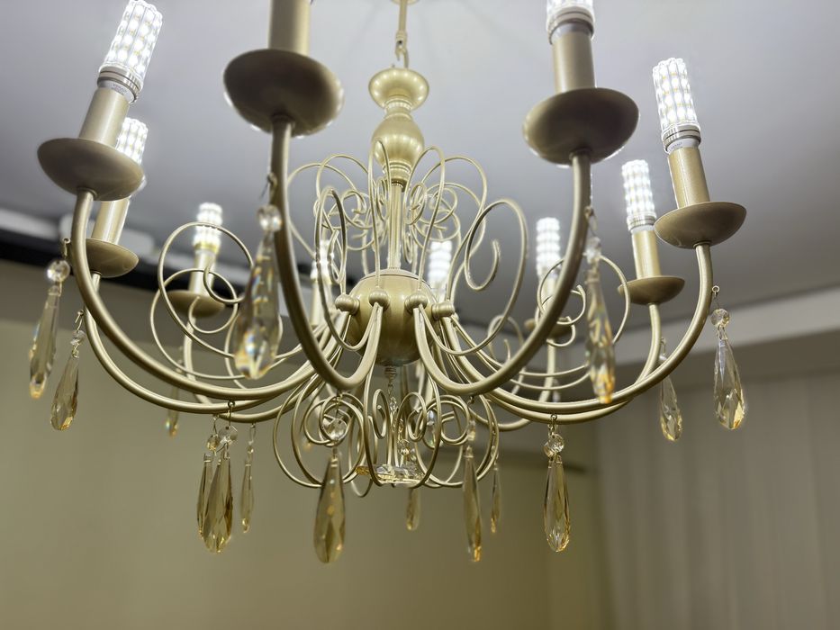 Lyustra 2 ta yangi Nyu klassika shampan