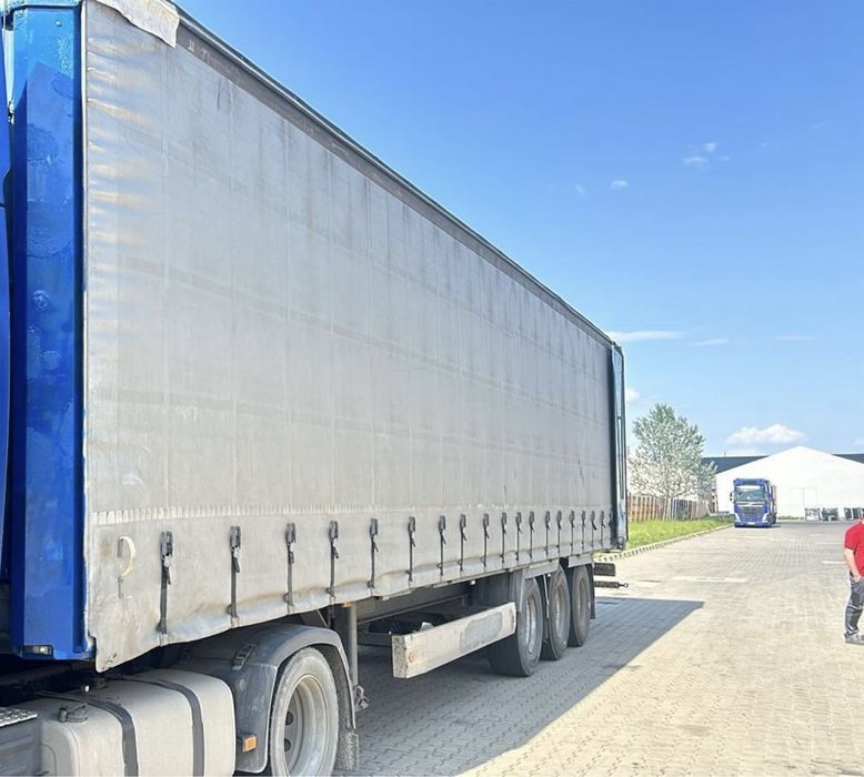 Remorca Krone prelata  2013