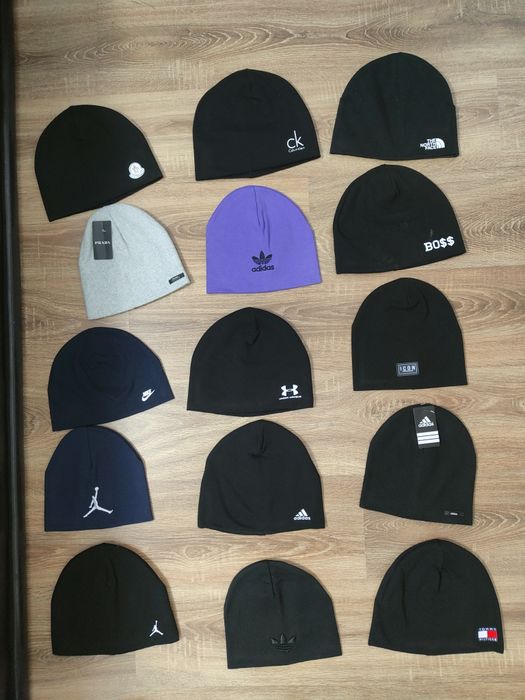 Fes Adidas , Fes Nike , Fes Jordan diverse Culori & Modele Pret pe buc