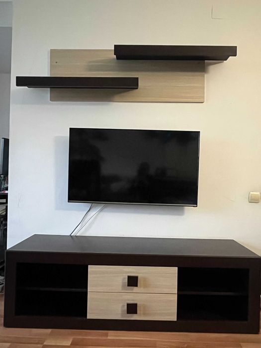 Comoda cu rafturi living