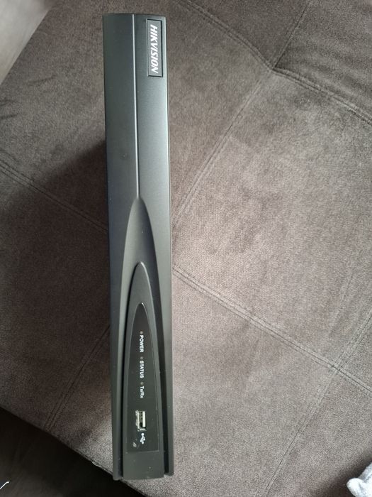 NVR Hikvision 8 канален