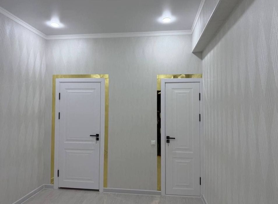 1 xonali kvartira sotiladi