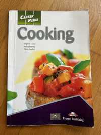 Учебници: Cooking и Hotels & Catering