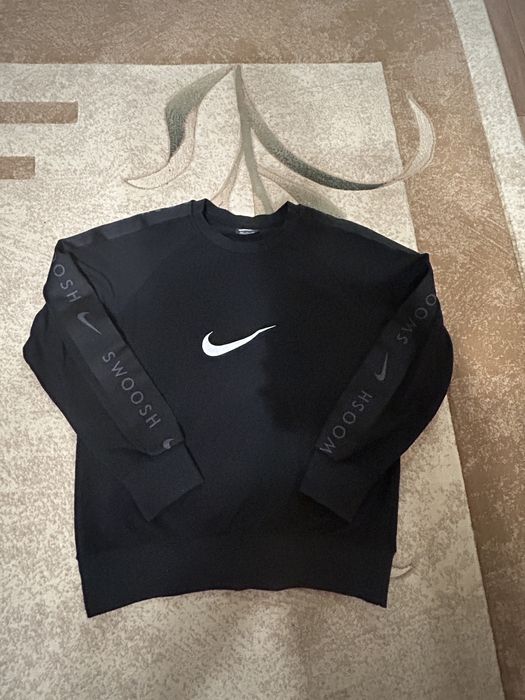 Продам кофту Nike за 3500 тг