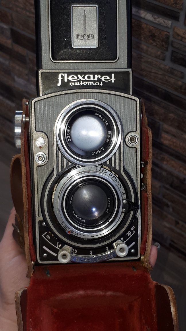 Антикварен фотоапарат Flexaret на Meоpta