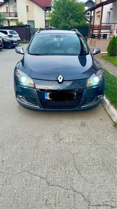 Vând renault megane 3