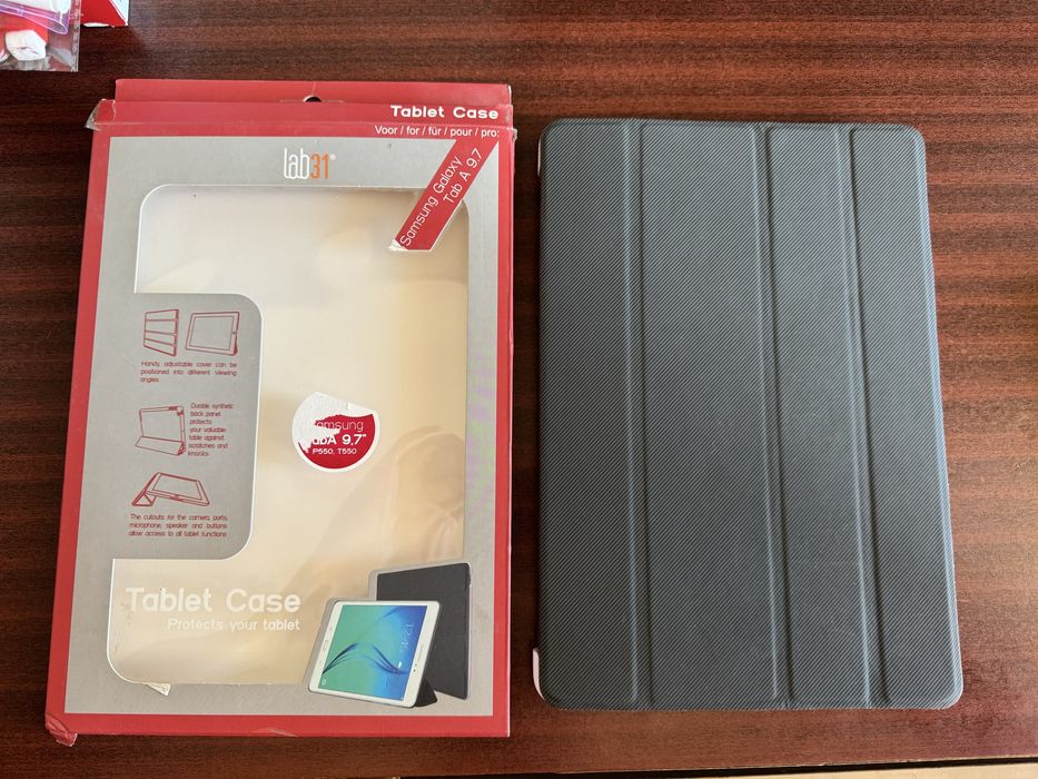 Продавам сгъваем кейс за Samsung Galaxy Tab A 9.7