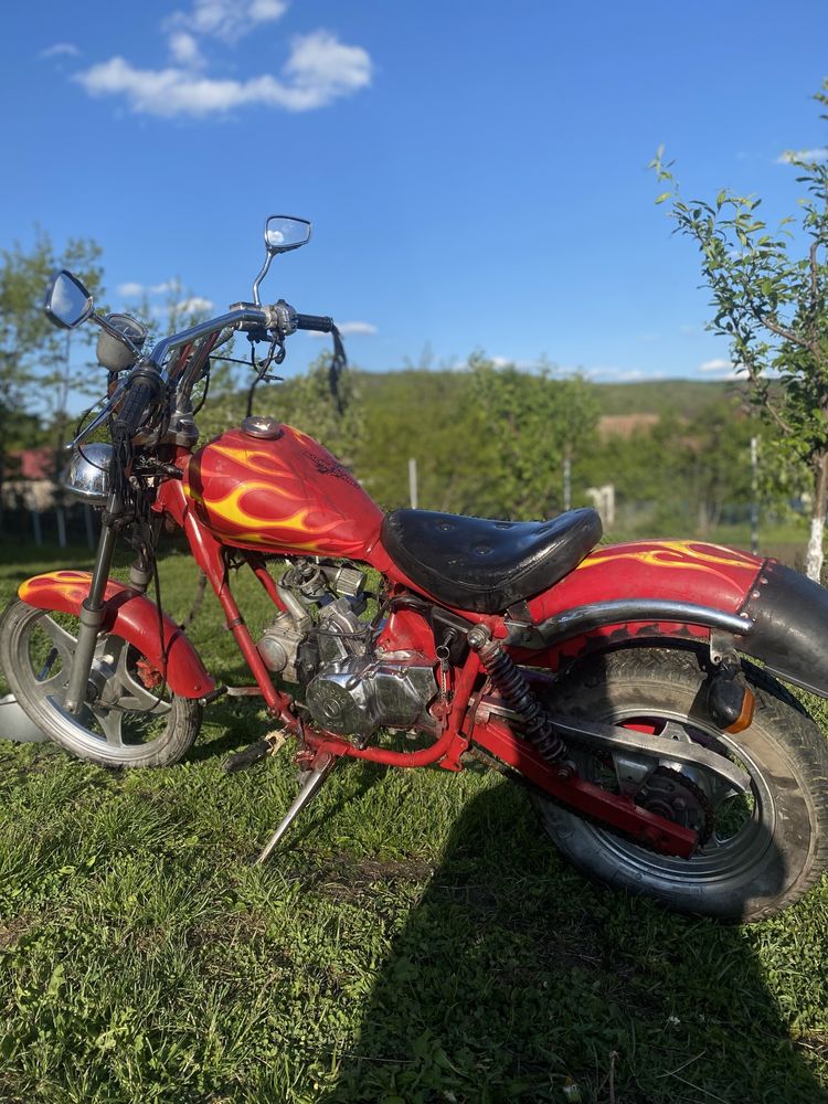 Vand moto chopper 125cc