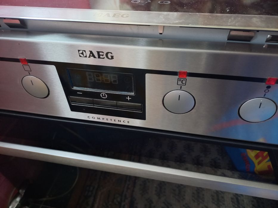 Vând avantajos cuptor