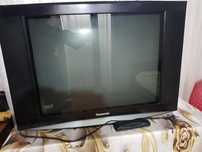 Продается телевизор в отличном состоянии Panasonic ,размер по D 70 см