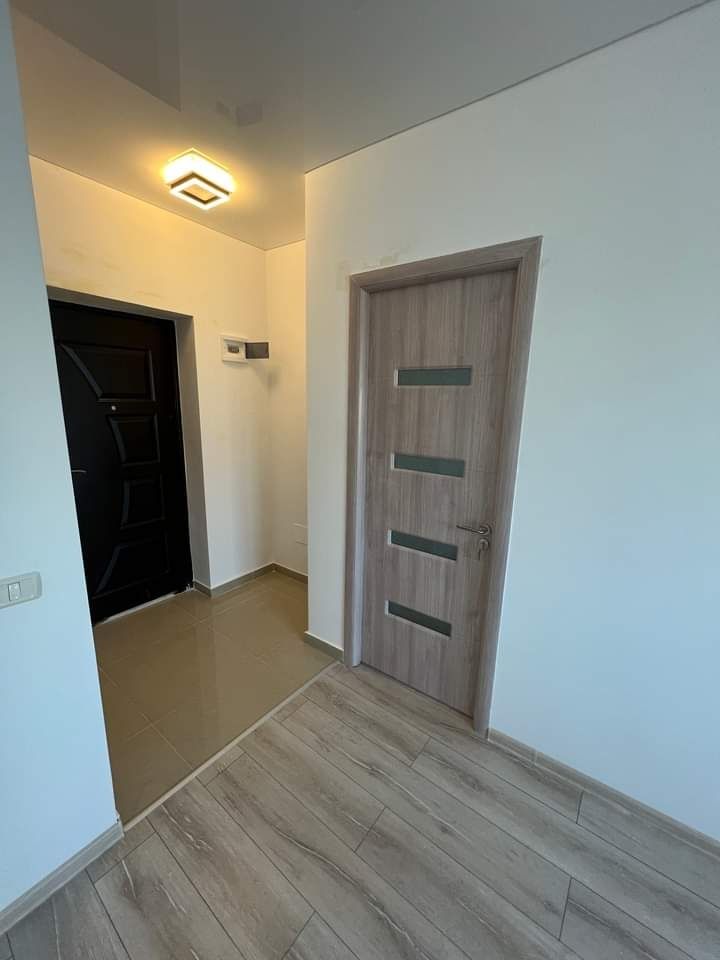Zugrav lavabil 5 lei mp, glet 12l lei